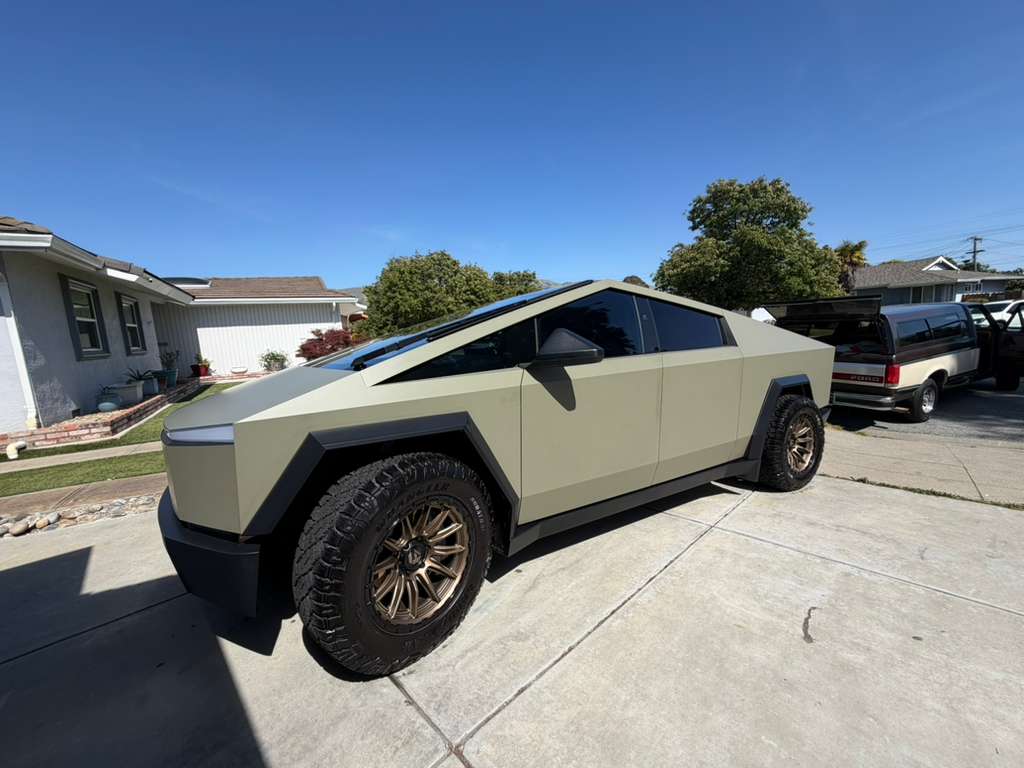 Tesla Cybertruck